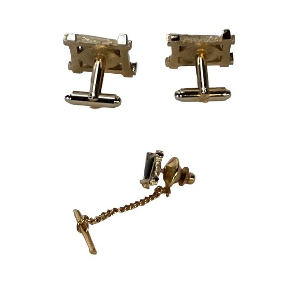 Dante Cufflink Tie Tack Set Gold Tone Black Stone Embossed Vintage Marked - Picture 4 of 6